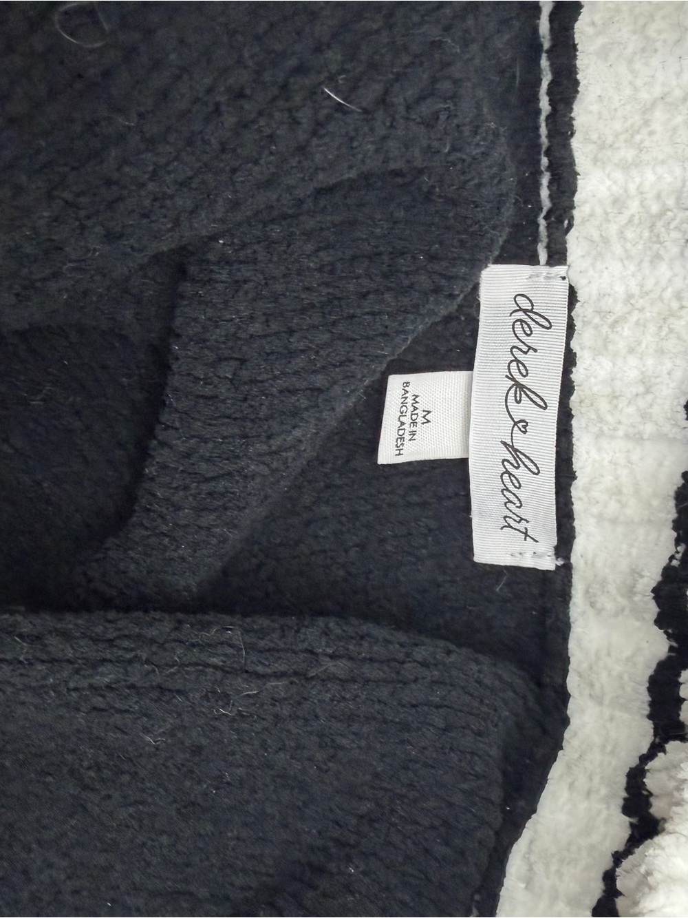 Sweater Subcategory Identification - Picture 3 of 4